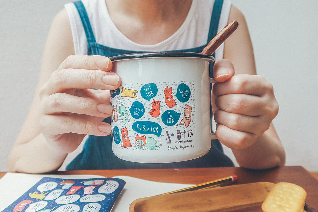 Kitten print mug